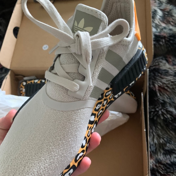 Adidas - Picture 10 of 13